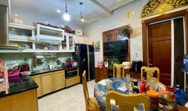 Bán nhà riêng tại phường Thượng Thanh, Long Biên, Hà Nội diện tích 65m2 giá 11.5 tỷ