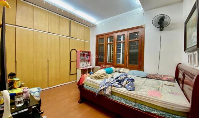 Bán nhà riêng tại phường Thượng Thanh, Long Biên, Hà Nội diện tích 65m2 giá 11.5 tỷ