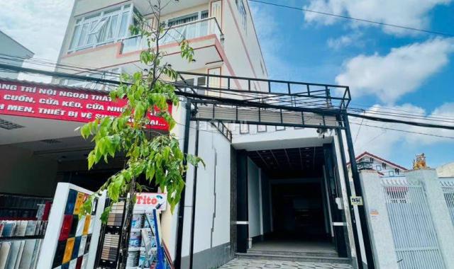 Bán nhà mặt tiền đường Nguyễn Thông. DT 69m2. Giá 3,65 tỷ