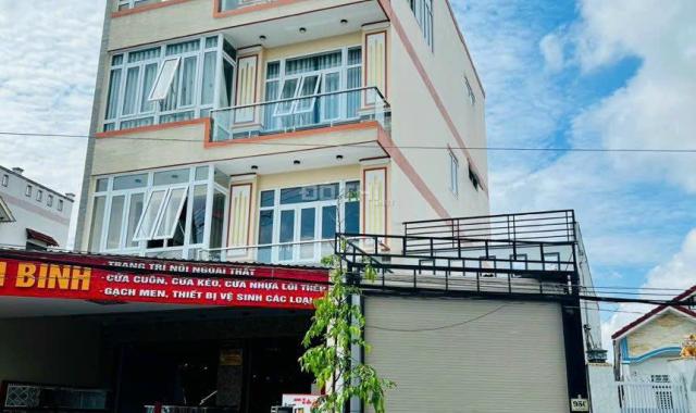 Bán nhà mặt tiền đường Nguyễn Thông. DT 69m2. Giá 3,65 tỷ
