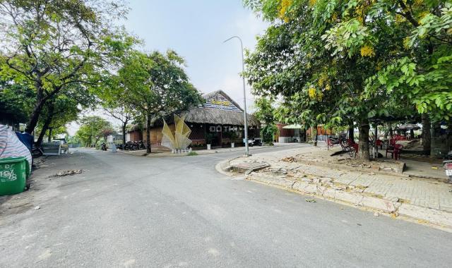 Đất biệt thự lô góc cực đẹp gần KĐT Vạn Phúc đường 8m thông giá siêu tốt