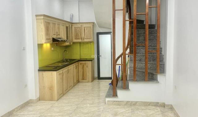 Bán nhà 5 tầng 3 ngủ 3 bước lên ô tô - Yên Xá - Thanh Trì giá 3tỷ (TL mạnh)