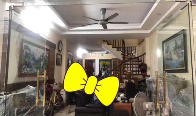 Bán nhà riêng 18/2 tại Đường Mạc Thái Tổ, Yên Hòa, Cầu Giấy, Hà Nội diện tích 55m2 giá 17.2 Tỷ