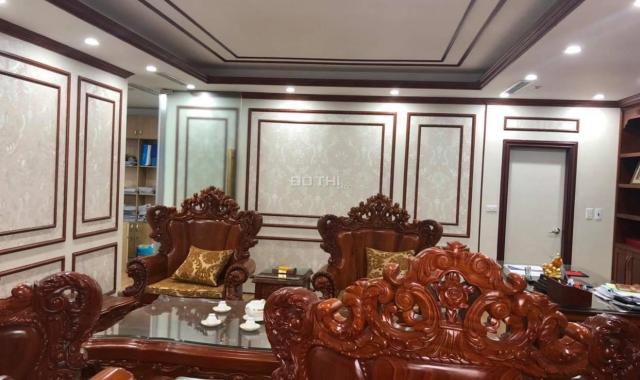 Cho thuê căn hộ Central Field, 219 trung kính làm văn phòng, dt 150m2, đủ đồ văn phòng