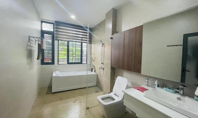 Bán nhà đường đường Dương Quảng Hàm 1T3L - 6.2x22m (nở hậu)