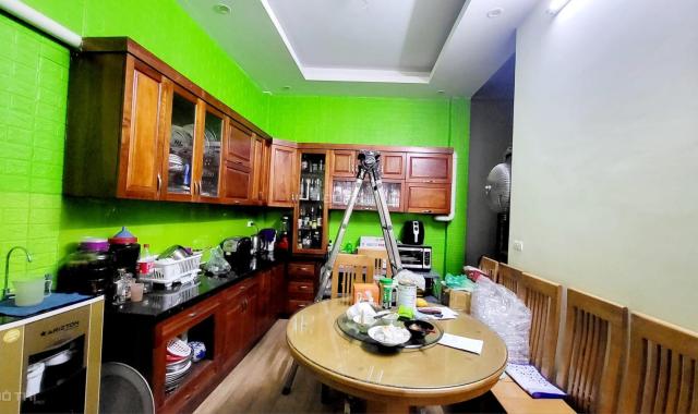 Bán Nhà Đặng Văn Ngữ - Quận Đống Đa. Lô Góc, Ngõ Thông, 41m x5 tầng. 4m