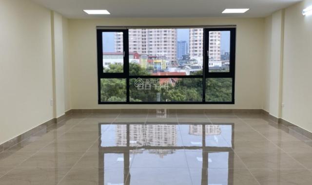 Chính chủ cần bán nhà mặt phố Trần Bình Hồ Tùng Mậu Mai Dịch Cầu Giấy dt 82 m2 giá 3 xxx tỷ
