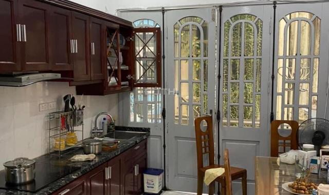 Hiếm Nhỉnh 9Tỷ Có Ngay Nhà Phân Lô Ô Tô Kinh Doanh Võ Văn Dũng Đống Đa DT 40M 4T MT 3.5M Giá 9.9Tỷ