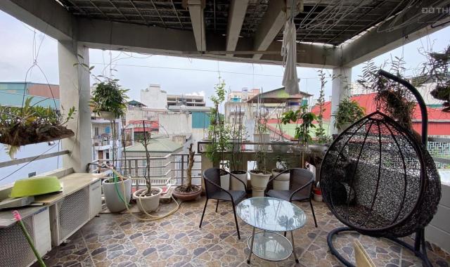 Bán nhà Giáp Bát, Hoàng Mai, nhà ở ngay, 1 nhà ra  phố, lô góc, 44m2, 5T giá chỉ 4 tỉ8
