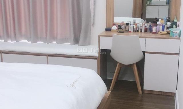 Chính chủ bán căn 3PN-2wc - 90m2, thiết kế vuông vức, căn góc view sông giá 3,35 tỷ bao ph