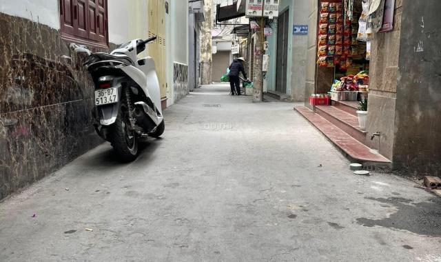 Bán Nhà Chùa Bộc Quận Đống Đa. Tặng nội thất, Gần Phố. 44m x4 Tầng.Mt 4,3m