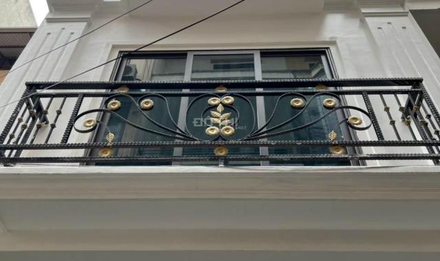 Bán gấp căn nhà xây mới mặt ngõ KD Trương Công Giai Khúc Thừa Dụ Dịch Vọng Quận Cầu Giấy DT 55 m2