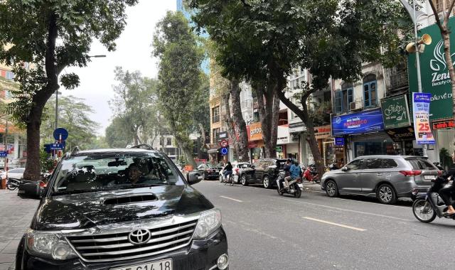 Bán nhà mặt phố quận Hai Bà Trưng, khu Vân Hồ, kinh doanh VIP, vỉa hè rộng 24 tỷ