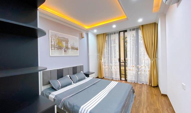 Bán nhà mặt phố quận Hai Bà Trưng, khu Vân Hồ, kinh doanh VIP, vỉa hè rộng 24 tỷ
