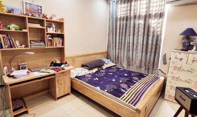HIẾM NHỈNH 2.5 TỶ TÍ 31M2 5 TẦNG NGAY BÀ TRIỆU TRƯỜNG LÊ LỢI HÀ ĐÔNG