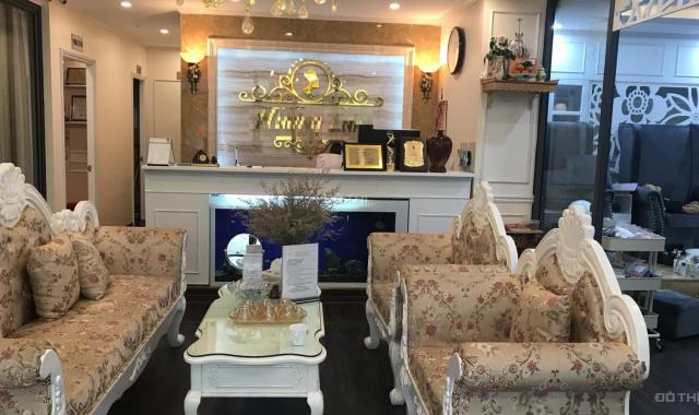 Bán chân đế thương mại chung cư cao cấp Đội cấn 160m2, doanh thu 528 triêu/ 1 năm
