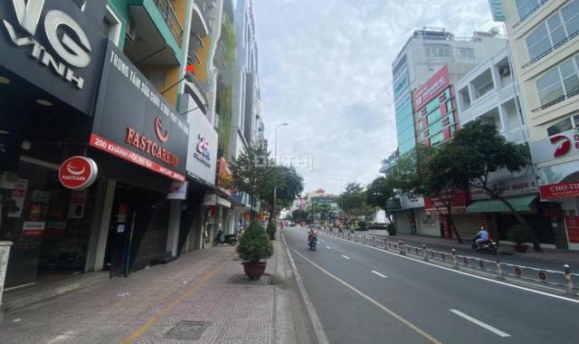 Bán tòa nhà MT Khánh Hội, P. 6, Q. 4,  6 lầu, giá 35 tỷ, cho thuê 70tr/tháng.