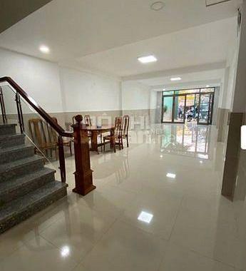Bán tòa nhà MT Khánh Hội, P. 6, Q. 4,  6 lầu, giá 35 tỷ, cho thuê 70tr/tháng.