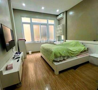 [HIẾM] NHÀ PHÂN LÔ - NGÕ Ô TÔ - 2 THOÁNG - Trung tâm Cầu Giấy, GIÁ 6.4 TỶ