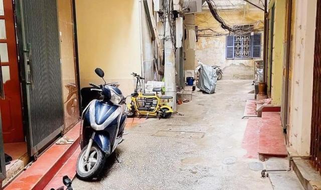 Bán nhà 5 tầng lô góc 3 mặt thoáng nở hậu Phố Thịnh Quang giá 4,55 tỷ