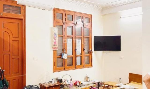 Bán nhà 5 tầng lô góc 3 mặt thoáng nở hậu Phố Thịnh Quang giá 4,55 tỷ