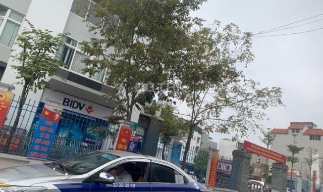 Bán nhà mặt phố Hoa Lâm, kinh doanh sầm uất, giá tăng phi mã, 110m, 11 tỷ