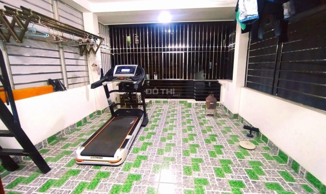 Bán gấp nhà ngõ 79 Cầu Giấy, phường Yên Hòa dt 30 m2 x 5 t mới đẹp giá 3,52 tỷ