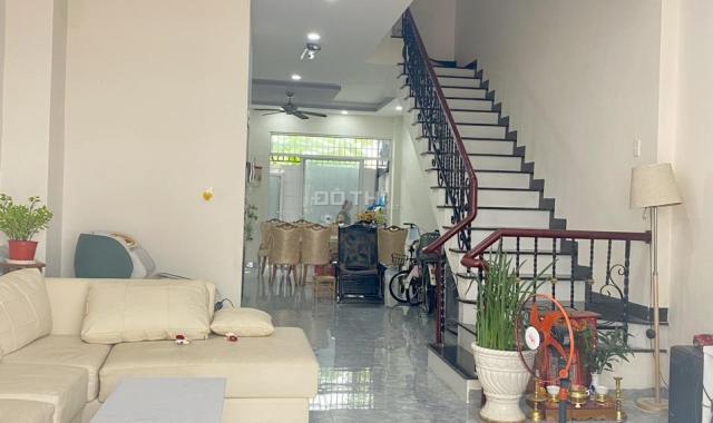Bán nhà 3 tầng, có thang máy thuộc KDT Hà Quang - Phường Phước Hải - Nha Trang