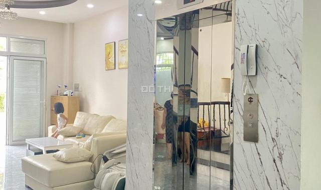 Bán nhà 3 tầng, có thang máy thuộc KDT Hà Quang - Phường Phước Hải - Nha Trang