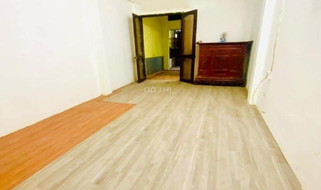 Bán nhà  ngõ 260 Kim Ngưu, HBT - Vài bước ra phố - Tiện Kinh doanh - 55m2 giá chỉ 2.7 tỷ