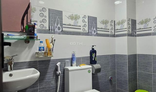 BÁN NHÀ LÔ GÓC HOÀN KIẾM-2 MẶT THOÁNG - NHÀ ĐẸP SANG CHẢNH TÂN CỔ ĐIỂN- GIÁ TỐT.