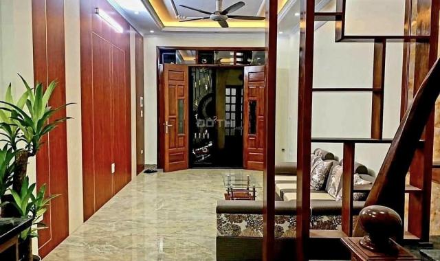 BÁN NHÀ XUÂN THỦY HÀNG XÓM ĐH SƯ PHẠM VÀI BƯỚC Ô TÔ TRÁNH 35M2 GIÁ 3 tỷ 9