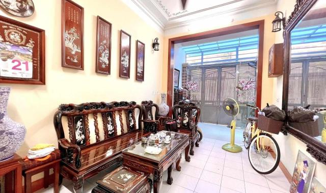 Bán nhà phố Lãng Yên, HBT, 36m, 4PN, ô tô đỗ cửa, KD 6.2 tỷ. LH: 0366051369