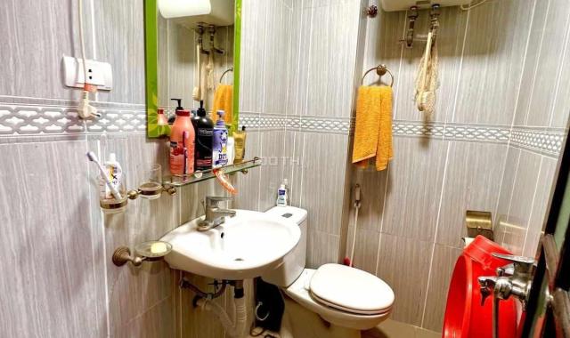Bán nhà phố Lãng Yên, HBT, 36m, 4PN, ô tô đỗ cửa, KD 6.2 tỷ. LH: 0366051369