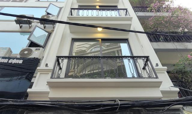 Bán gấp nhà phố Khúc Thừa Dụ Cầu Giấy 55m2 7 tầng thang máy kinh doanh ô tô tránh 15,8 tỷ