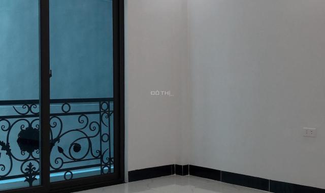Bán nhà Xuân Phương, Trịnh Văn Bô, DT: 31m2 x 5 tầng, hướng Tây Bắc, giá 2.7 tỷ. LH: 097.3535.231