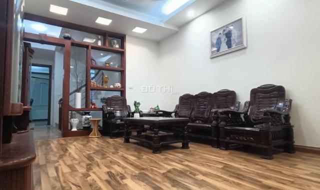 Bán nhà Vạn Phúc, Hà Đông, Phố Lụa ô tô đỗ 69m2, mt 4,3m, 4 tầng, chỉ 6.09 tỷ lh 0966598554.