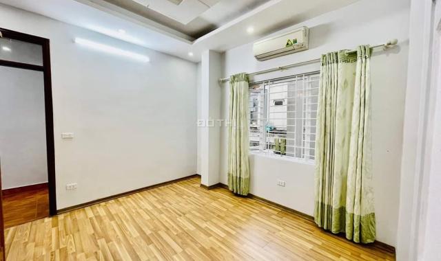 Bán nhà 44m2, mặt tiền 5.4m, 5 tầng Trương Công Giai, ngay gần Công viên Cầu giấy