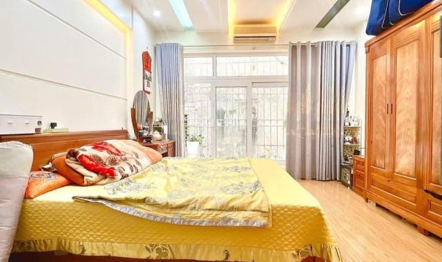 Bán Nhà Hồ Đắc Di- Quận Đống Đa, Lô Góc, tặng nội thất. 41m x5 Tầng.MT4m