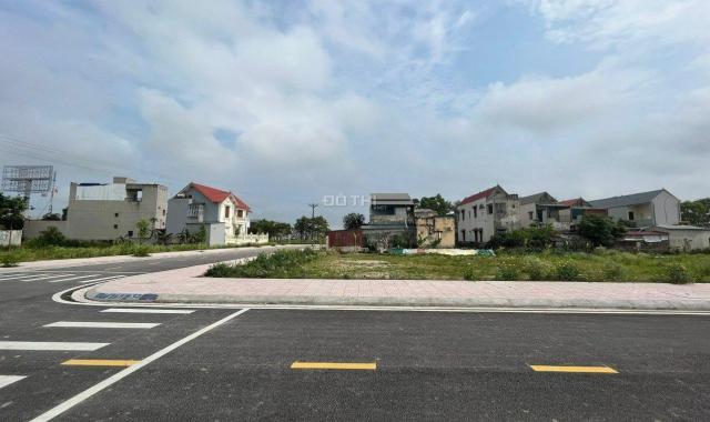 Cần bán gấp lô đất có sổ đỏ tại Thị trấn Tân Phong, Quảng Xương