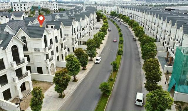 Cần bán gấp biệt thự song lập 150m2, khu San Hô cách hồ 30m, giá 2x tỷ