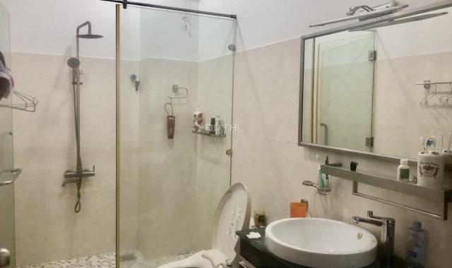 Bán nhà 3 tầng, 172m2. 2 mặt tiền, shhc, giá hơn 6ty, Tăng Nhơn Phú A , Q9