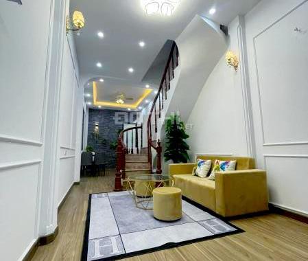 Bán nhà ngõ phố Tân Mai, ô tô gần nhà, 38m2 x 4T cực đẹp, an ninh tốt. Giá 3,5 tỷ