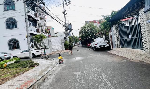 Duy nhất 1 lô ngay Ga metro Bình Thái, đường 6m thông KDC dân trí giá nhỉn 4 tỷ ko lộ giới