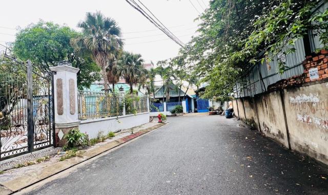 Duy nhất 1 lô ngay Ga metro Bình Thái, đường 6m thông KDC dân trí giá nhỉn 4 tỷ ko lộ giới