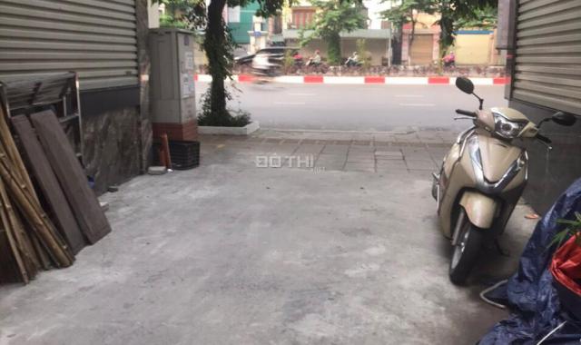 Đại La, Hai Bà Trưng, vị trí tuyệt đẹp, sát phố, ở ngay, DT 46m2, MT 4m, giá chào 48,5 tỉ