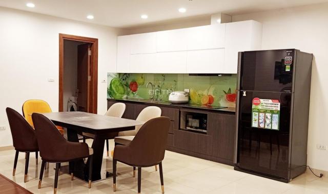 Cho thuê căn hộ chung cư Goldmark City: Căn hộ 156m2 tòa Ruby, 4PN, đầy đủ đồ