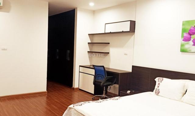 Cho thuê căn hộ chung cư Goldmark City: Căn hộ 156m2 tòa Ruby, 4PN, đầy đủ đồ