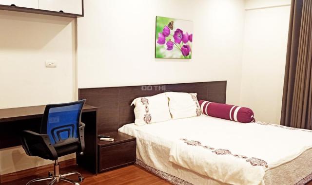 Cho thuê căn hộ chung cư Goldmark City: Căn hộ 156m2 tòa Ruby, 4PN, đầy đủ đồ