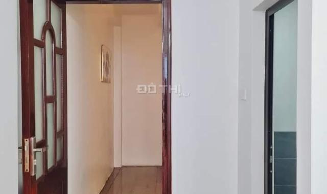 Bán nhà 30m2 ngõ 512 hoàng hoa thám nhỉnh 3 tỷ